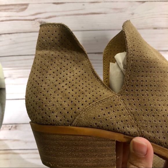 Lucky Brand Tan Booties Size 8.5 - Picture 15 of 15